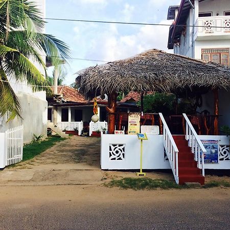 Sea Side Guest House تانجالي المظهر الخارجي الصورة
