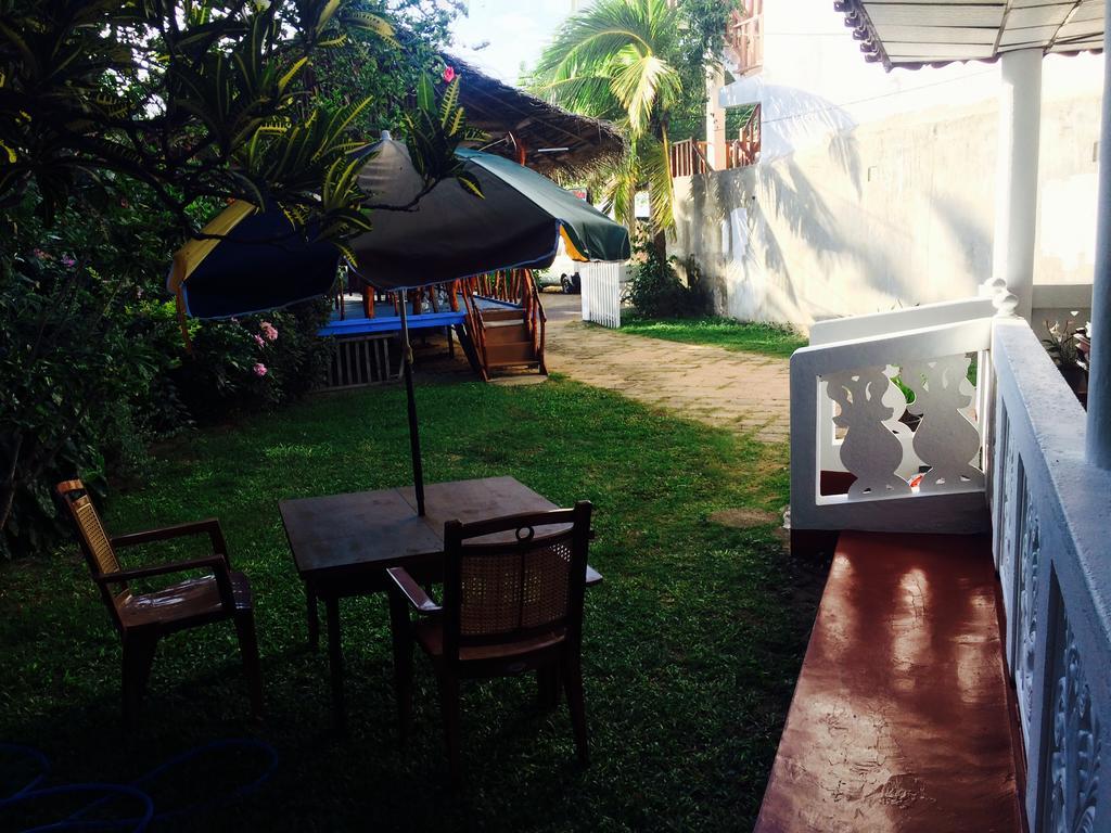 Sea Side Guest House تانجالي المظهر الخارجي الصورة